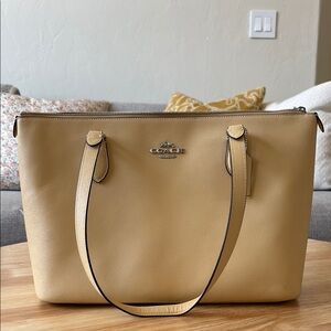 Coach Tan Leather Tote Bag